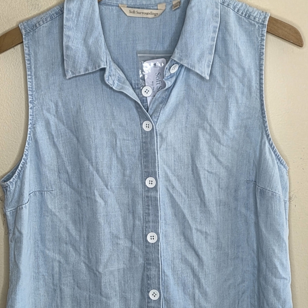 NWT Soft Surroundings Chambray Blue Button Front Sleeveless Shirt Size Small - Picture 2 of 5
